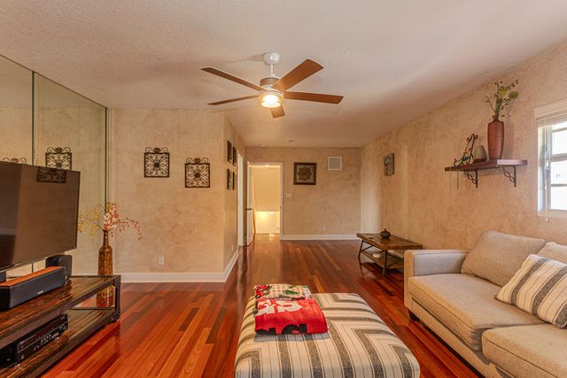 2695 Greenbriar Boulevard, Wellington, FL 33414