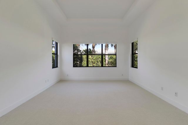 5619 Delacroix Terrace, Palm Beach Gardens, FL 33418