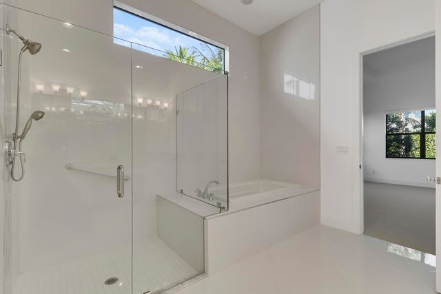 5619 Delacroix Terrace, Palm Beach Gardens, FL 33418