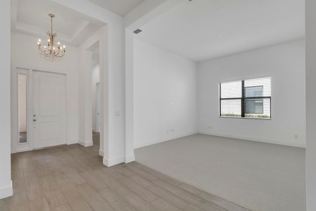 5619 Delacroix Terrace, Palm Beach Gardens, FL 33418