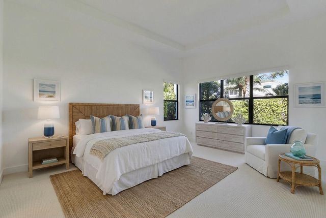 5619 Delacroix Terrace, Palm Beach Gardens, FL 33418