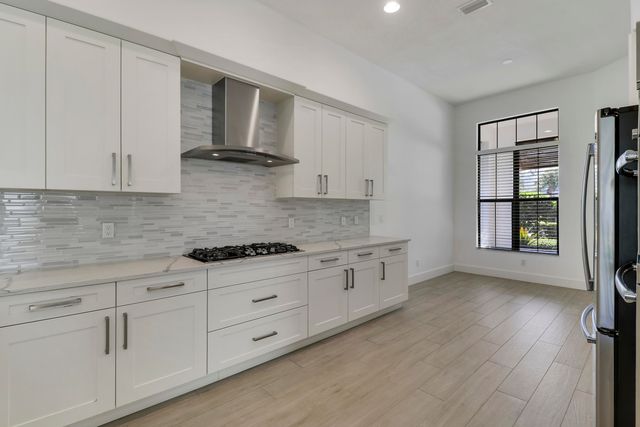 5619 Delacroix Terrace, Palm Beach Gardens, FL 33418