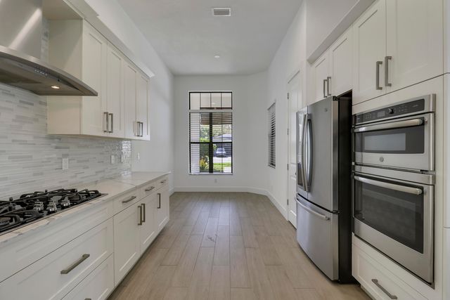 5619 Delacroix Terrace, Palm Beach Gardens, FL 33418