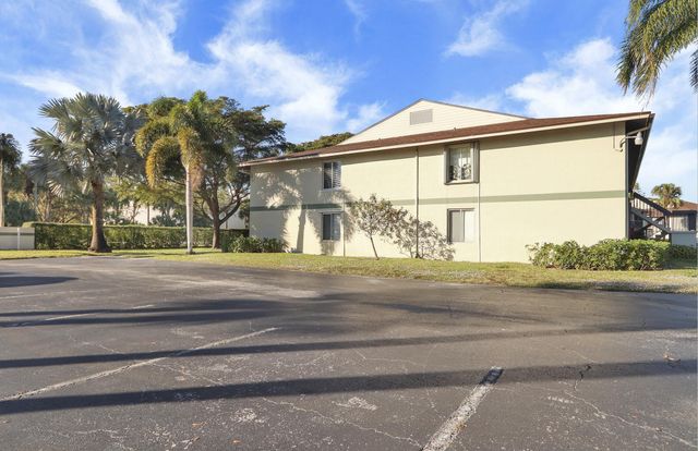 6392 Chasewood Drive D, Jupiter, FL 33458