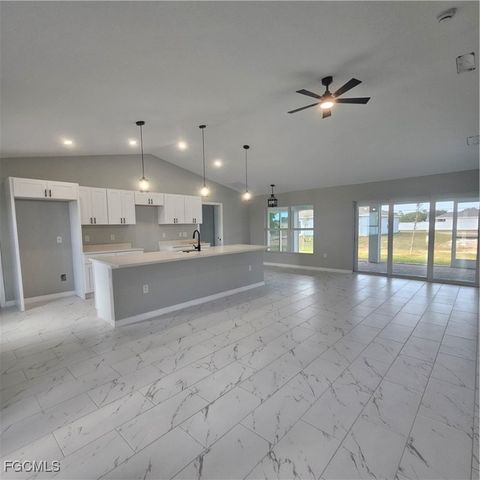 3610 NE 12th AVE, Cape Coral, FL 33909