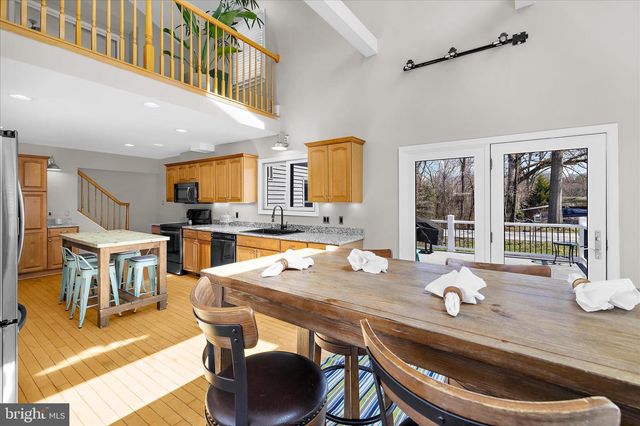 1217 VALLEY RD, Pasadena, MD 21122