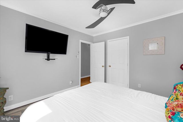 1217 VALLEY RD, Pasadena, MD 21122