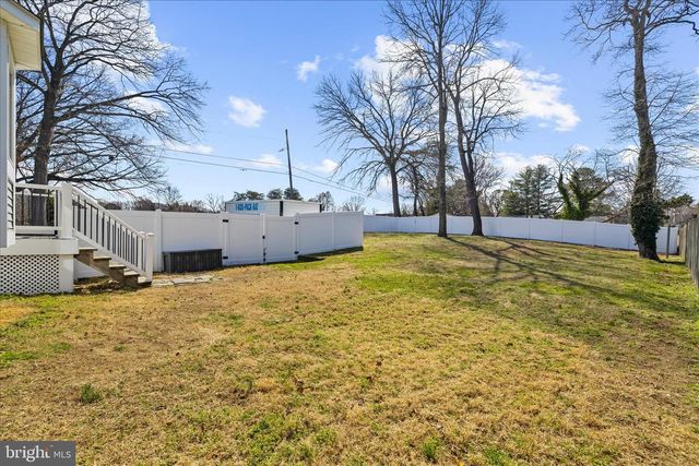 1217 VALLEY RD, Pasadena, MD 21122