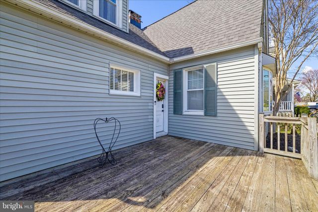 1217 VALLEY RD, Pasadena, MD 21122