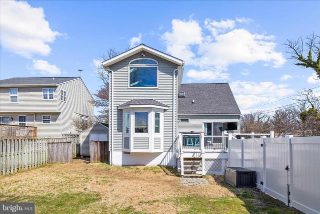 1217 VALLEY RD, Pasadena, MD 21122