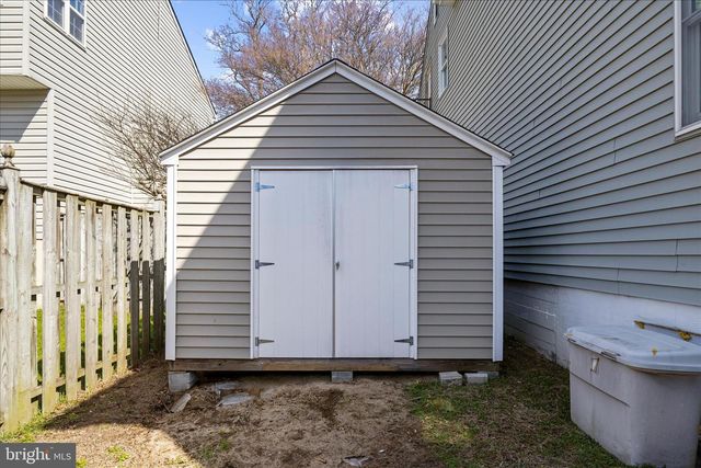 1217 VALLEY RD, Pasadena, MD 21122