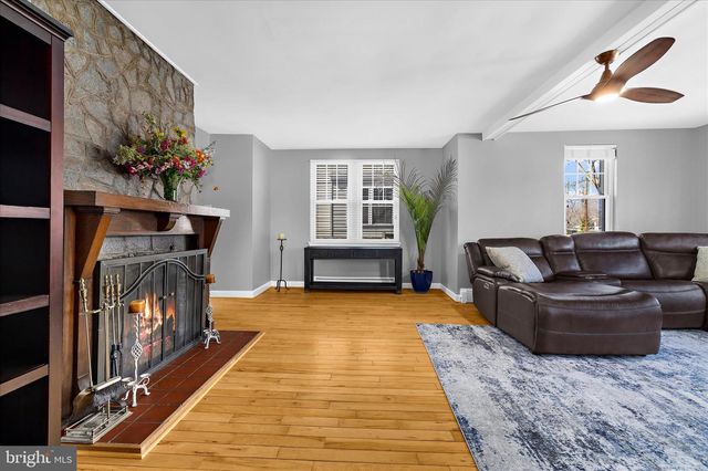 1217 VALLEY RD, Pasadena, MD 21122