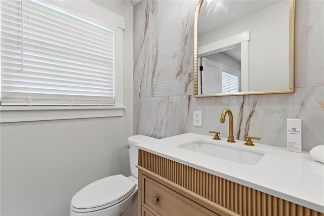 2218 HENNESEN DRIVE, Clearwater, FL 33764
