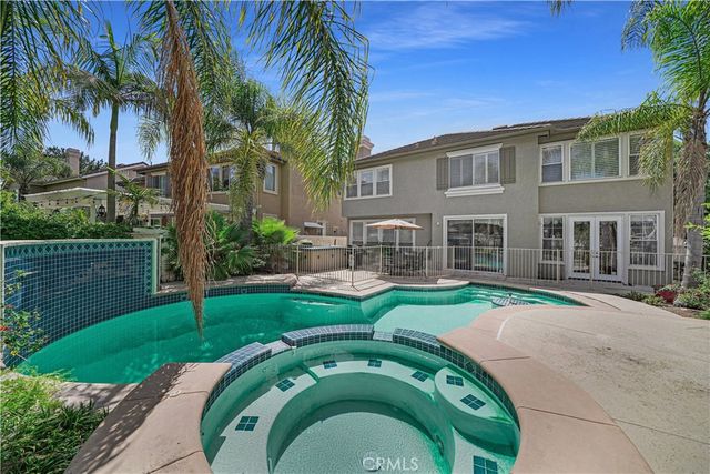 33 Arbusto, Irvine, CA 92606