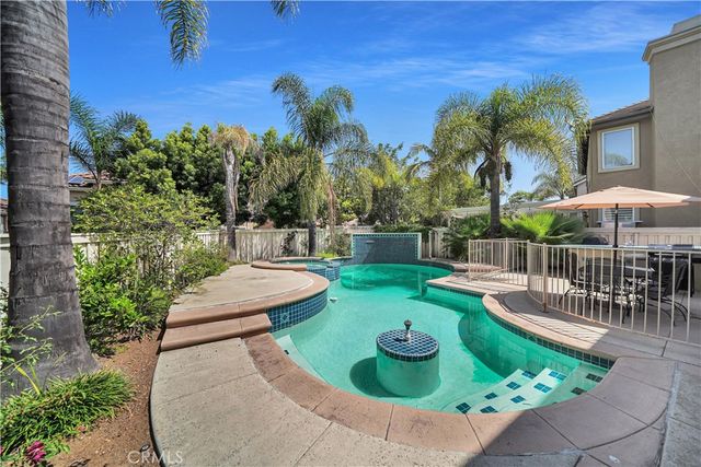 33 Arbusto, Irvine, CA 92606