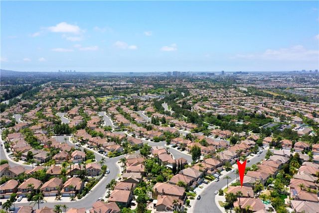 33 Arbusto, Irvine, CA 92606