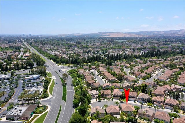 33 Arbusto, Irvine, CA 92606