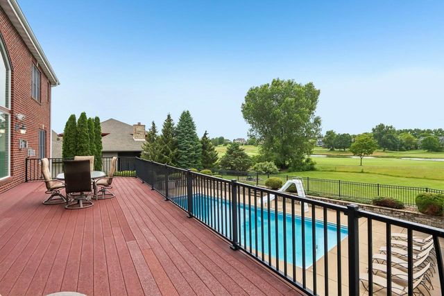 25 Turnwood Circle, Verona, WI 53593