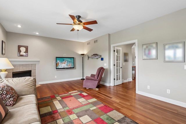 25 Turnwood Circle, Verona, WI 53593