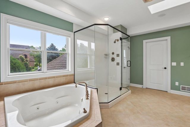 25 Turnwood Circle, Verona, WI 53593