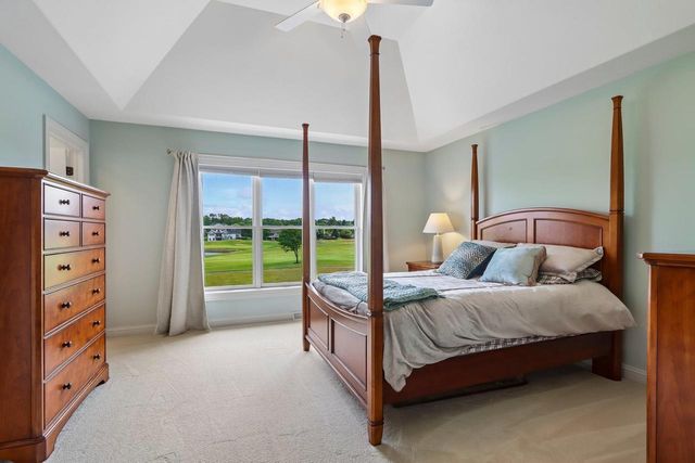 25 Turnwood Circle, Verona, WI 53593