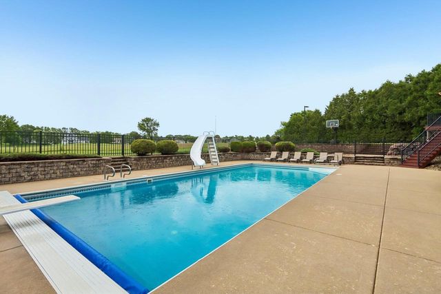 25 Turnwood Circle, Verona, WI 53593
