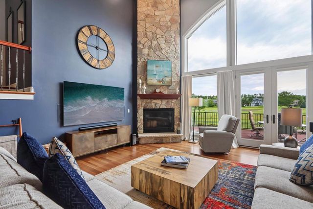 25 Turnwood Circle, Verona, WI 53593
