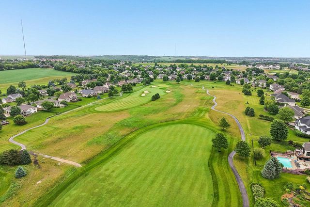 25 Turnwood Circle, Verona, WI 53593