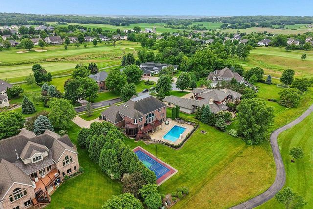 25 Turnwood Circle, Verona, WI 53593