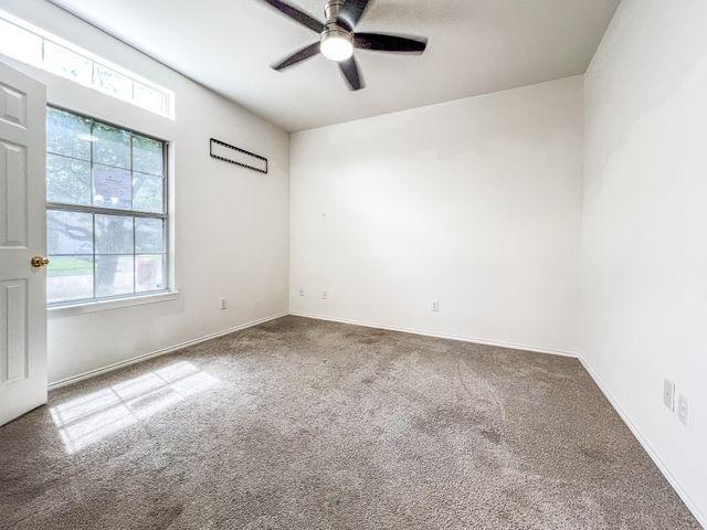 7912 Hidden Path Lane, Denton, TX 76210
