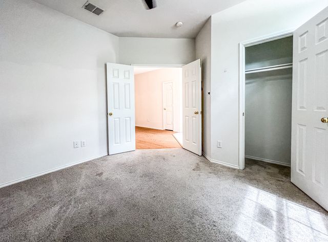 7912 Hidden Path Lane, Denton, TX 76210