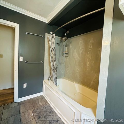 141 N College Avenue, Tulsa, OK 74110