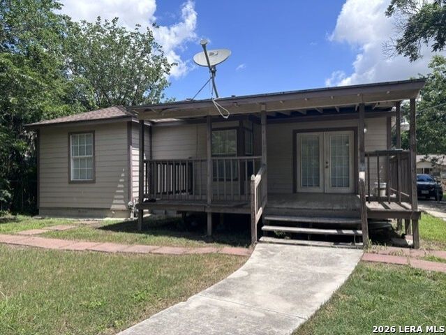 2718 W CRAIG PL, San Antonio, TX 78228