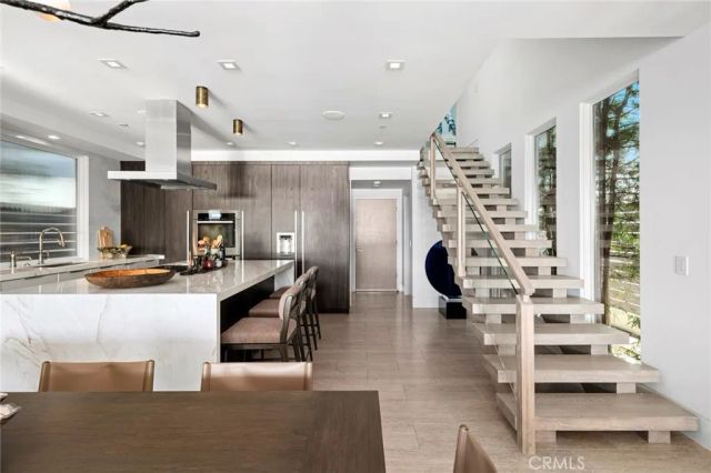 304 S Bay Front, Newport Beach, CA 92662