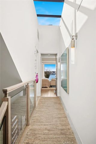 304 S Bay Front, Newport Beach, CA 92662