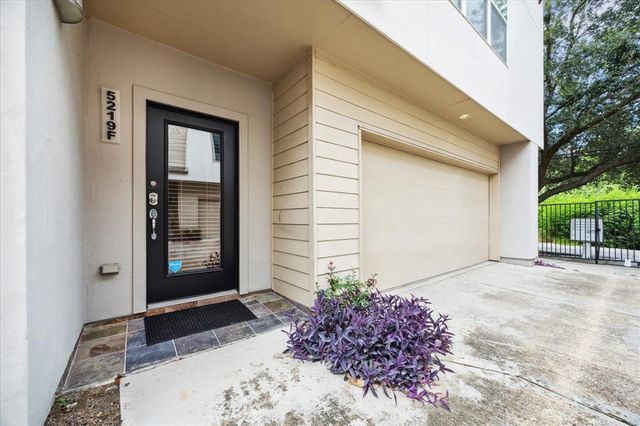 5219 Kiam Street F, Houston, TX 77007