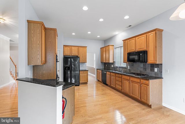 3 SALEM ST, Plainsboro, NJ 08536