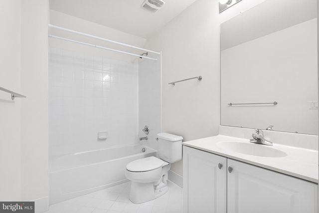 3 SALEM ST, Plainsboro, NJ 08536