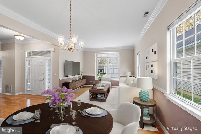 3 SALEM ST, Plainsboro, NJ 08536