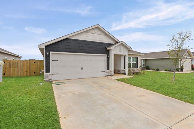 16158 Sugar Falls Drive, Conroe, TX 77303