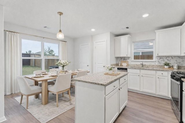 16158 Sugar Falls Drive, Conroe, TX 77303