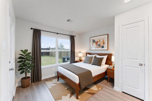 16158 Sugar Falls Drive, Conroe, TX 77303