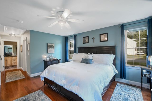 50 Craven Ct, Taunton, MA 02780