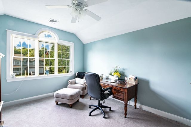 50 Craven Ct, Taunton, MA 02780