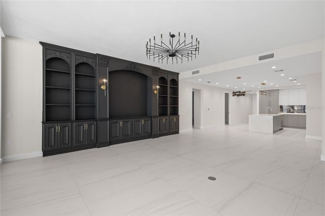 275 1ST AVENUE S 2803, St Petersburg, FL 33701