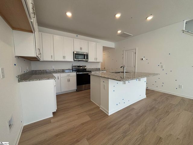 120 Brayden Run, Woodruff, SC 29388