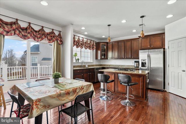 301 FONTANA CIR, Martinsburg, WV 25403