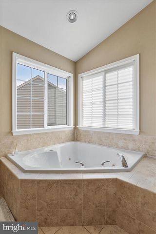 301 FONTANA CIR, Martinsburg, WV 25403