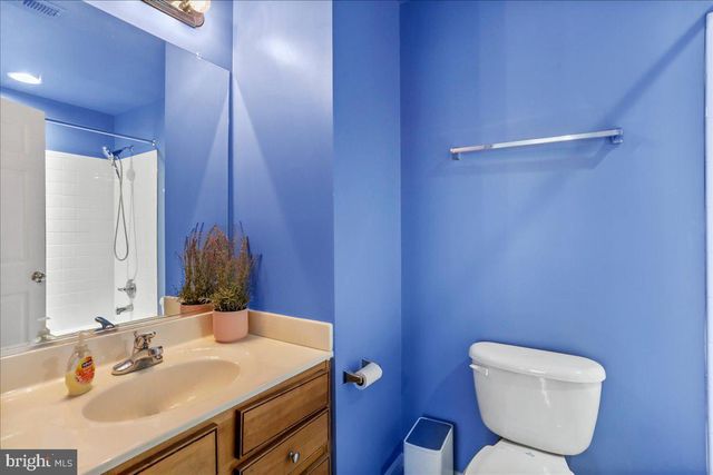 301 FONTANA CIR, Martinsburg, WV 25403