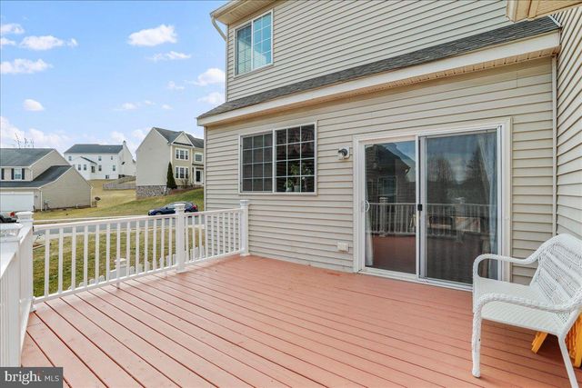 301 FONTANA CIR, Martinsburg, WV 25403